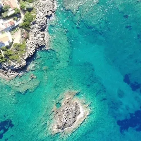 Mani's Kept Secret - Seaview Lida Villa *