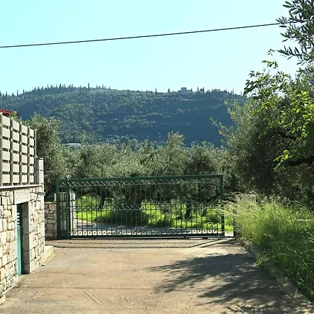 Villa Mani's Kept Secret - Seaview Lida *