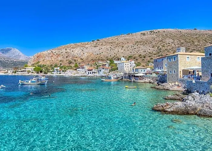 Villa Mani's Kept Secret - Seaview Lida