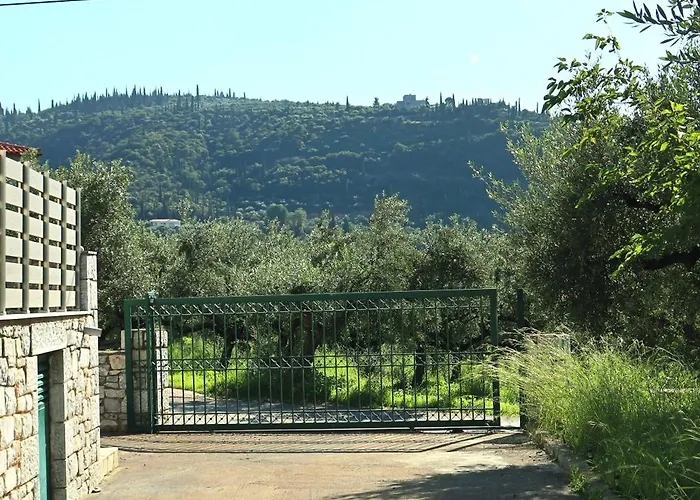 Villa Mani's Kept Secret - Seaview Lida *